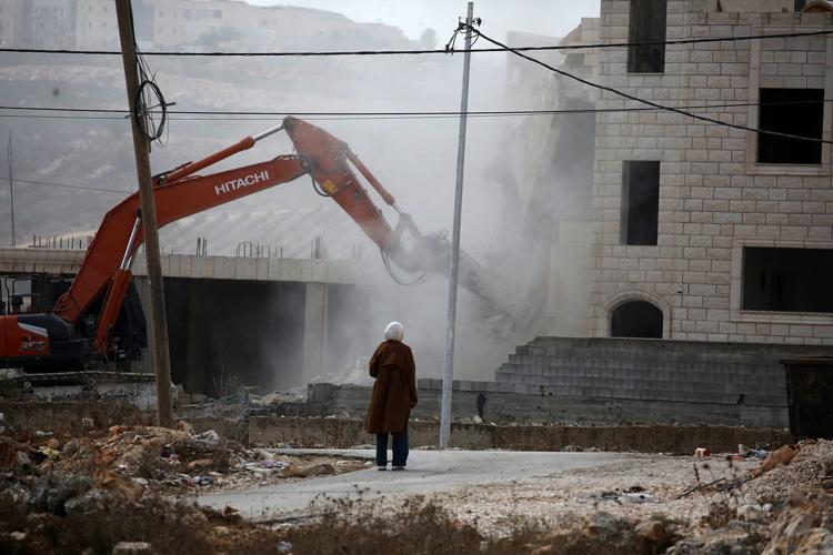 UK announces fast-track sanctions on West Bank settlements