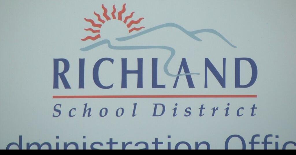 Richland School District considering new 20242025 school year schedule