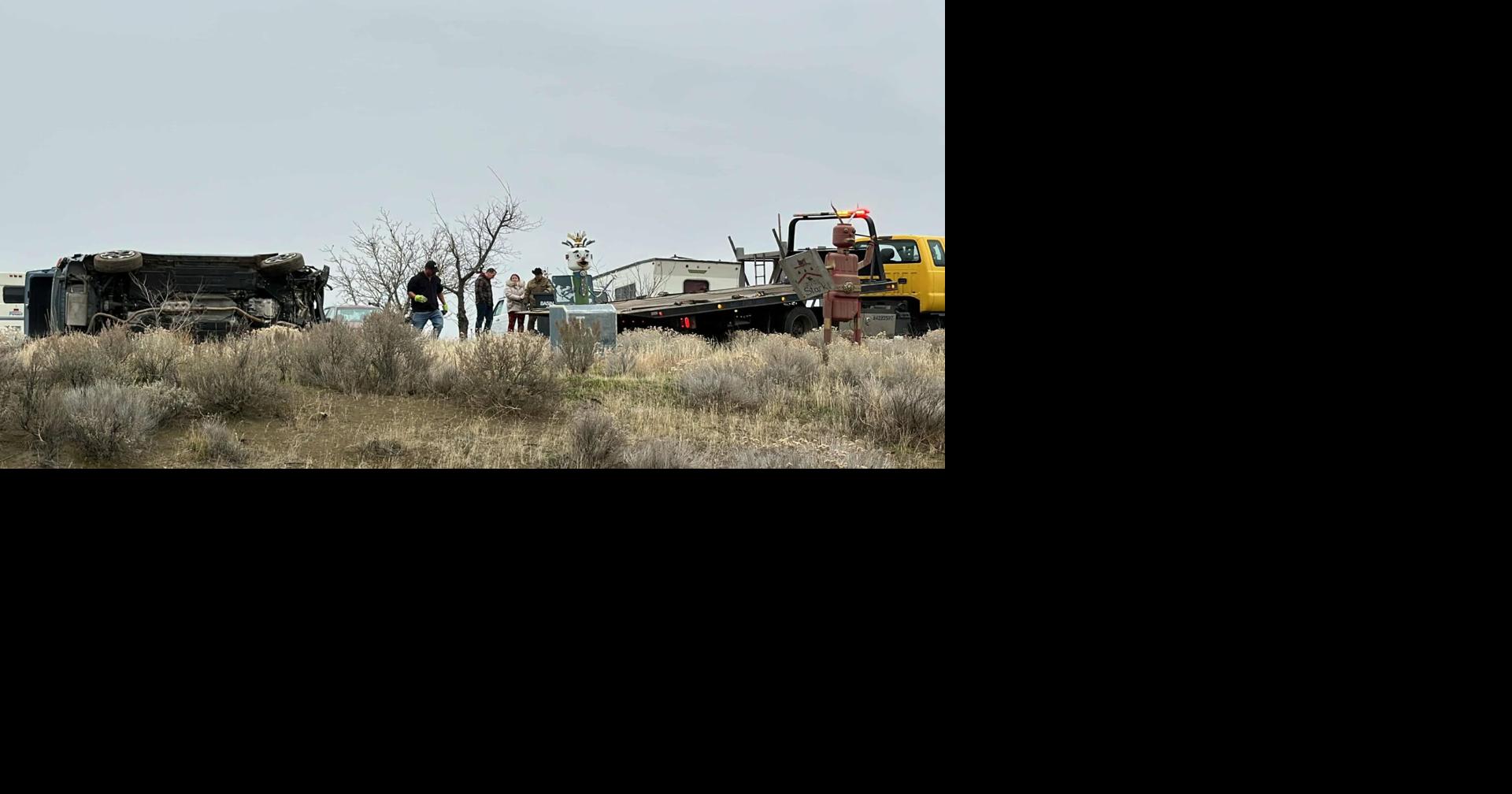 Man suffers medical emergency, crashes off I-82 near Benton City and ...