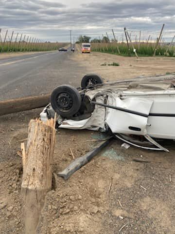 Car crashes into power pole Thursday evening, causes outage | Local ...