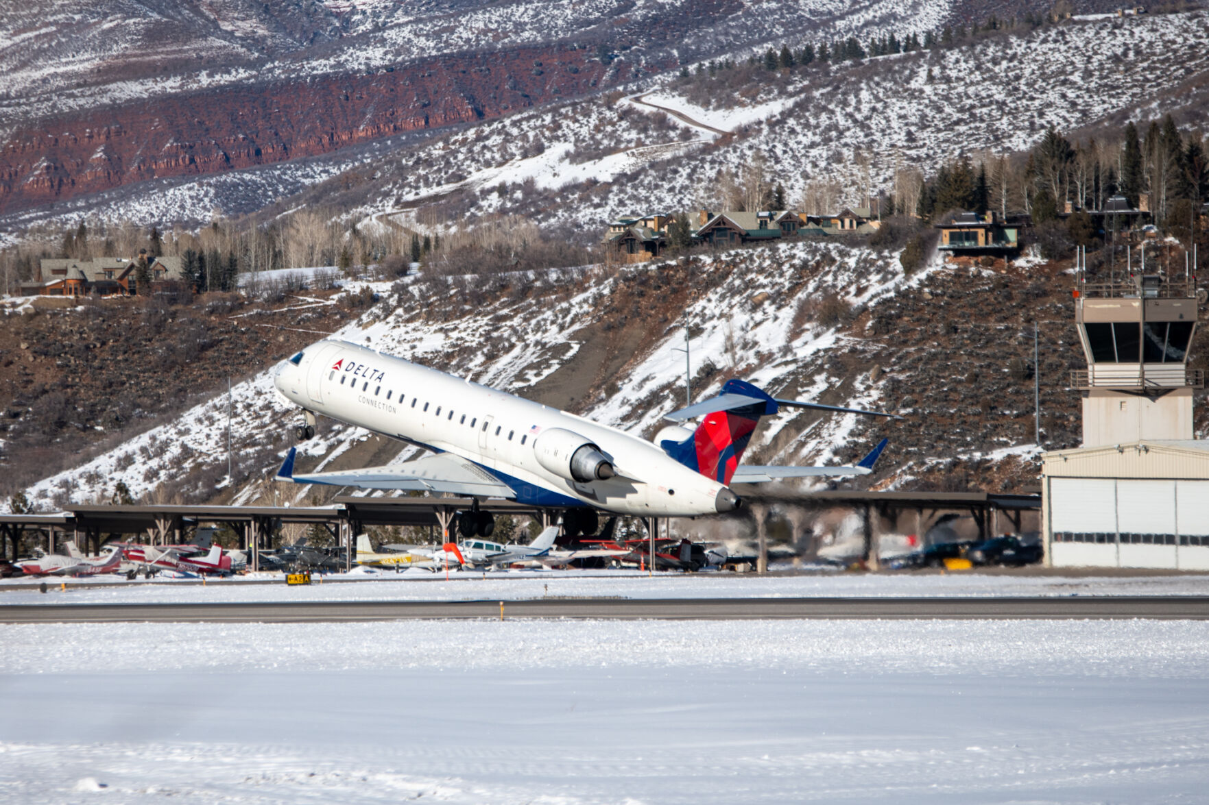 School Calendars Push Back Peak Winter Air Traffic News   6538a5c768da8.image 