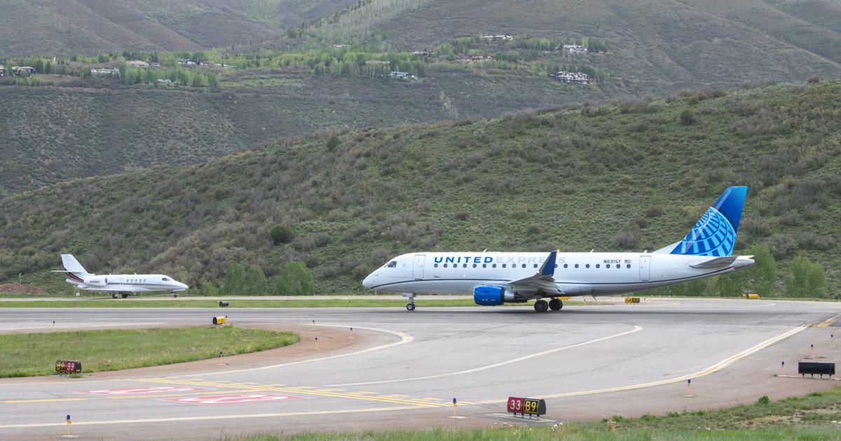 Pitkin County commissioners forge ahead on airport plan
