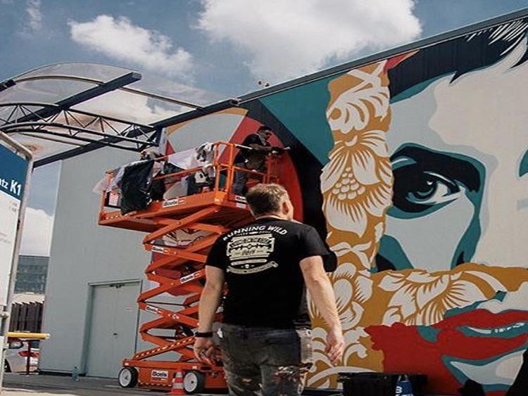 Muralist Shepard Fairey will create work on downtown wall | News |  aspendailynews.com