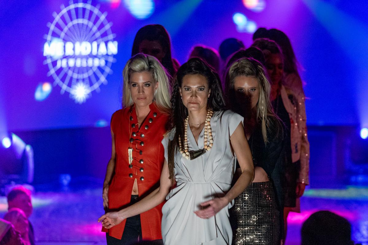 Fashion for friends
