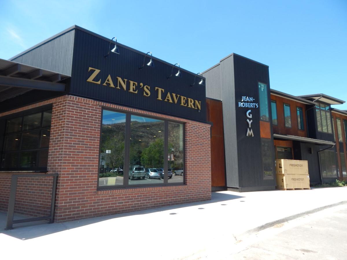 A Swift Pace For Business At Willits News Aspendailynews Com