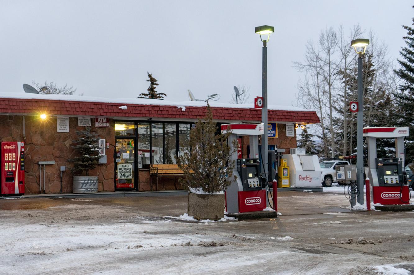 Gas station owner files lawsuit against Snowmass Village News