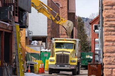 Pitkin County Board Of Health Moves Toward Loosening Public Health Order For Golf Courses Bike Shops Construction Sites News Aspendailynews Com