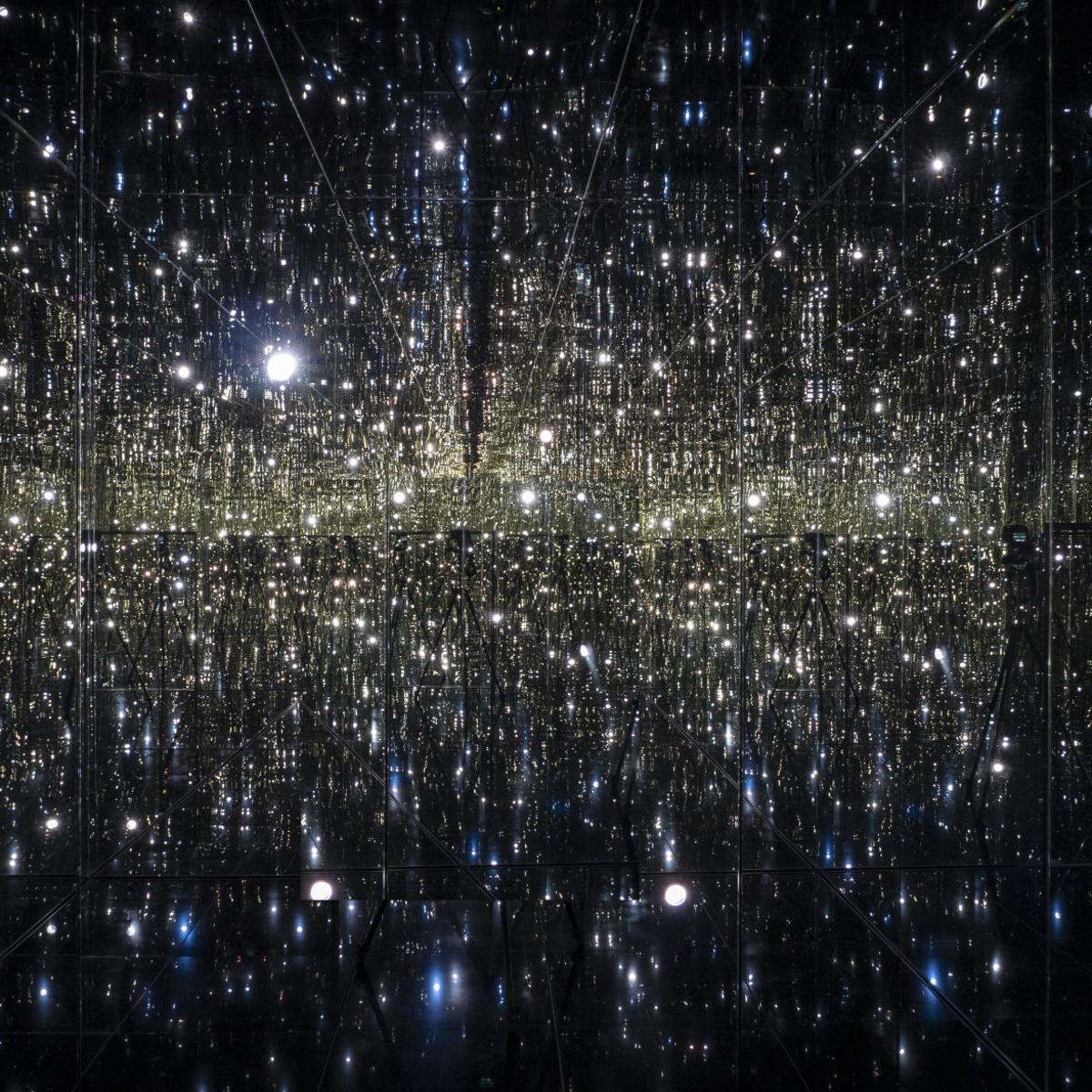 Yayoi Kusama Infinity Mirror Room Opens At Aspen Art Museum