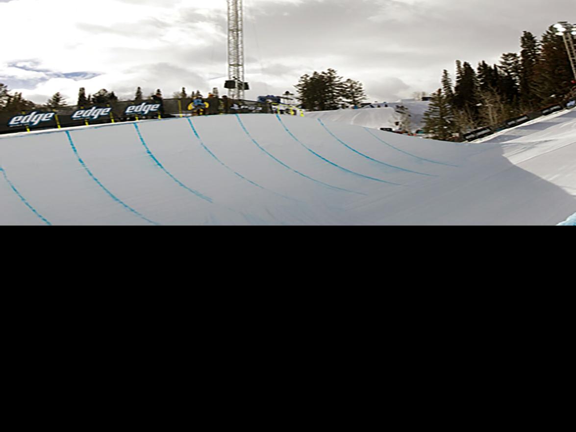 Shaun White Wins Third Straight Gold in X Games Superpipe - The