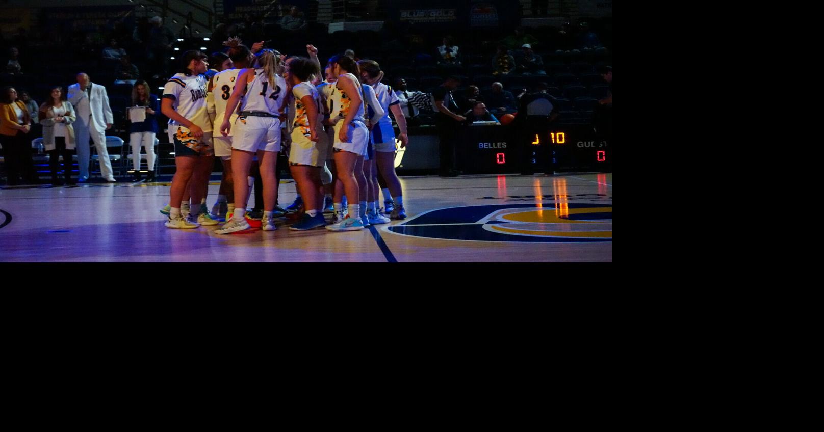 Belle Basketball Opens LSC Play With a 20 Record Sports