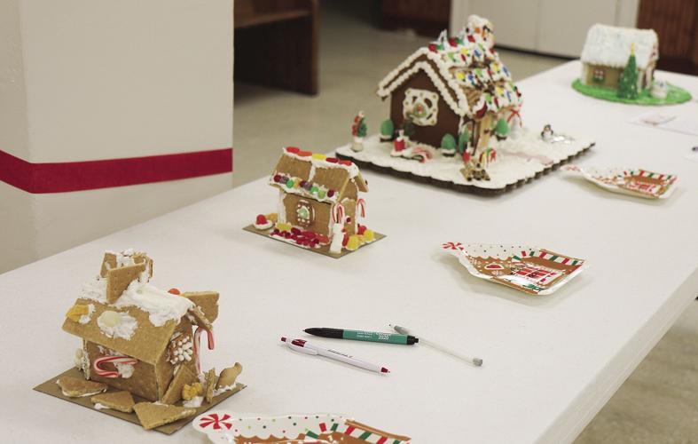 Holiday Punch and Gingerbread House Contest - Nesting With Grace