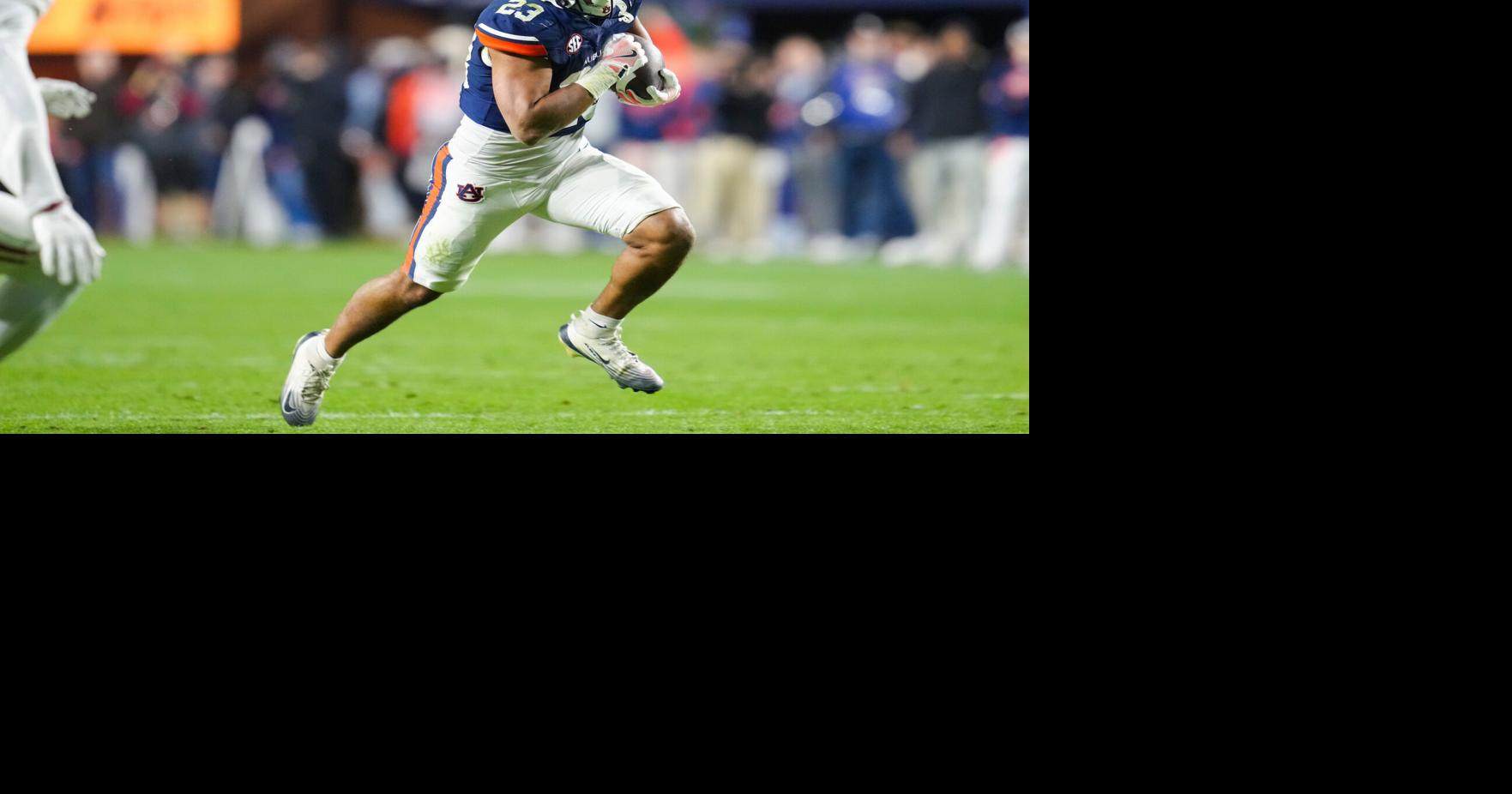 Cobb leads Auburn's group of running backs into 2026 season