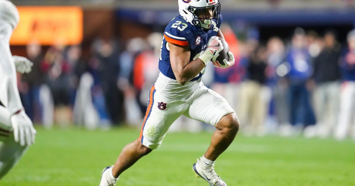Cobb leads Auburn's group of running backs into 2026 season