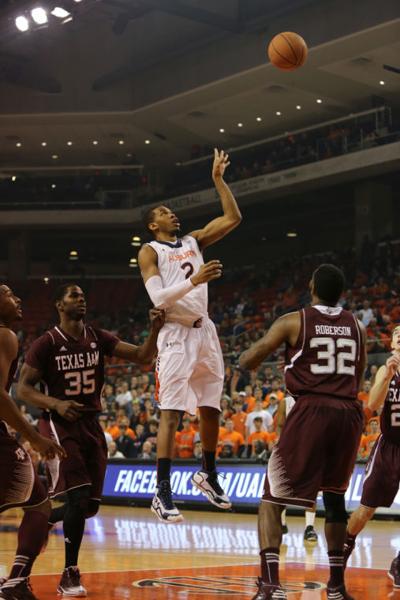 Tennessee Vs Auburn Preview Tigers Host On The Bubble Volunteers