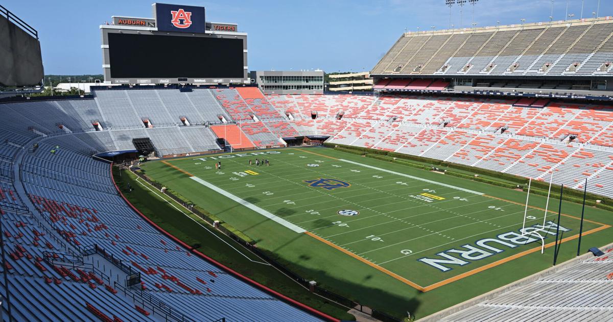 Early games prevalent in Auburn football schedule