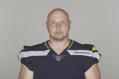 Seahawks sign ex-Raiders K Janikowski 