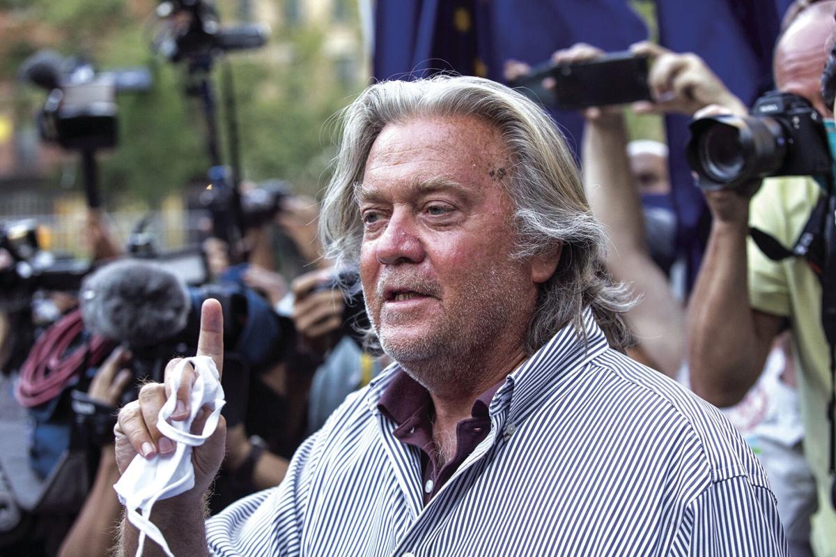 Trump Pardons Steve Bannon