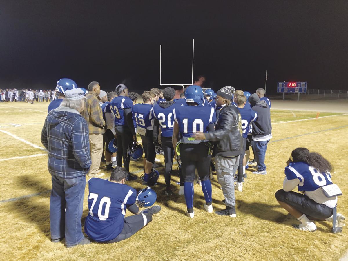 Ravens Offense Runs Cold In Loss To Orosi Sports Avpress Com