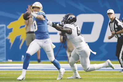 Chargers-Jaguars Recap: Bolts give up 27-0 lead, lose to Jacksonville -  Bolts From The Blue