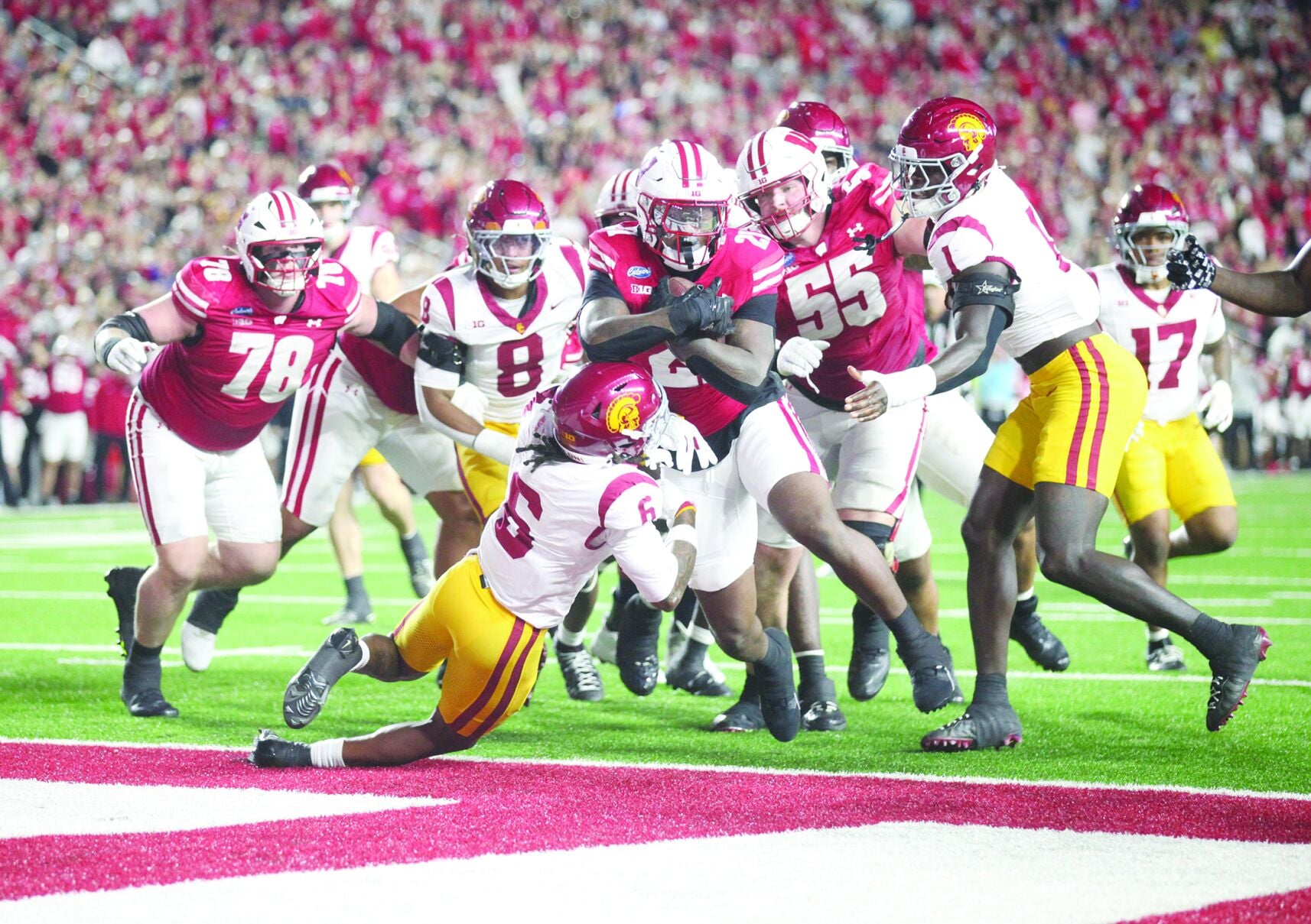 USC’s offense collapses in loss to Wisconsin, jeopardizing playoff ...