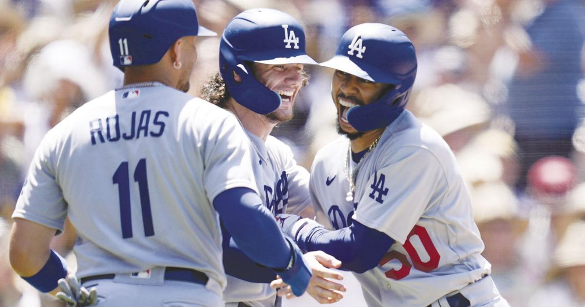 Betts’ grand slam helps Dodgers stun Padres
