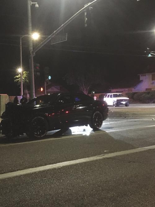 Crash blocks AV intersection