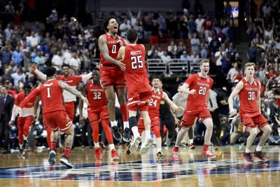 Texas Tech Scores Upset Sports Avpress Com