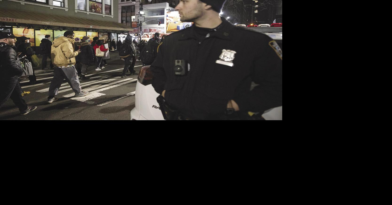 NYPD officers must record race of people they question | News | avpress.com