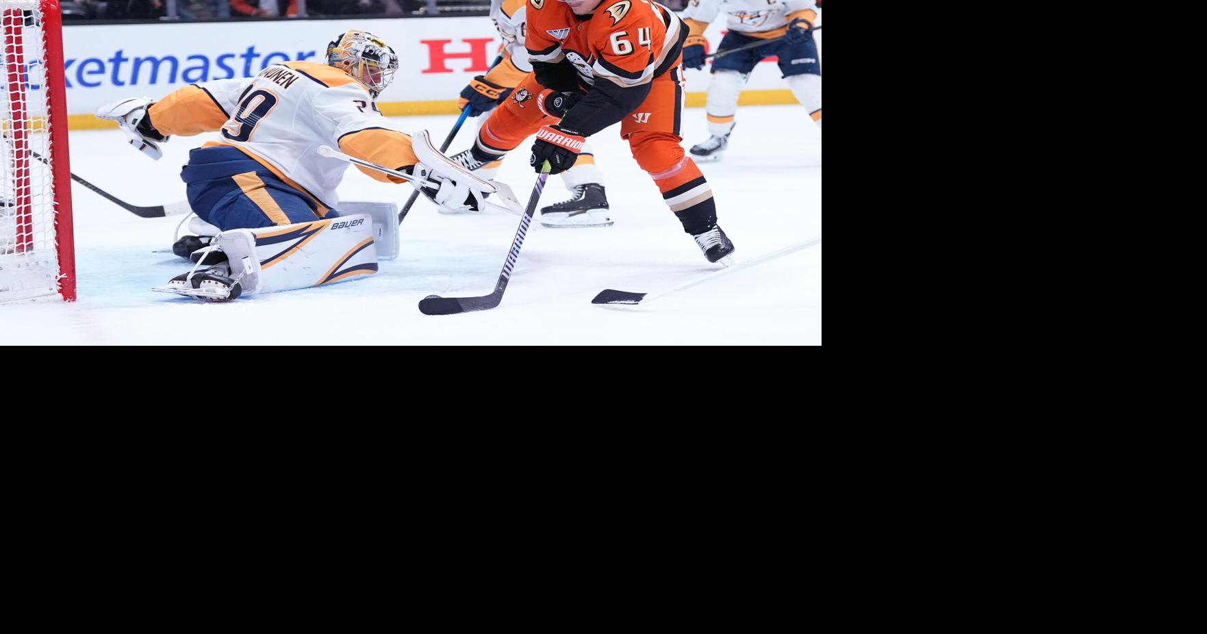 Annunen stops 43 shots for 3rd career shutout in Predators' win over Ducks