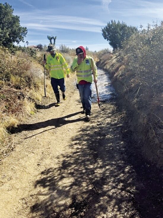 Water Is Flowing Through Palmdale Ditch Local News Avpress