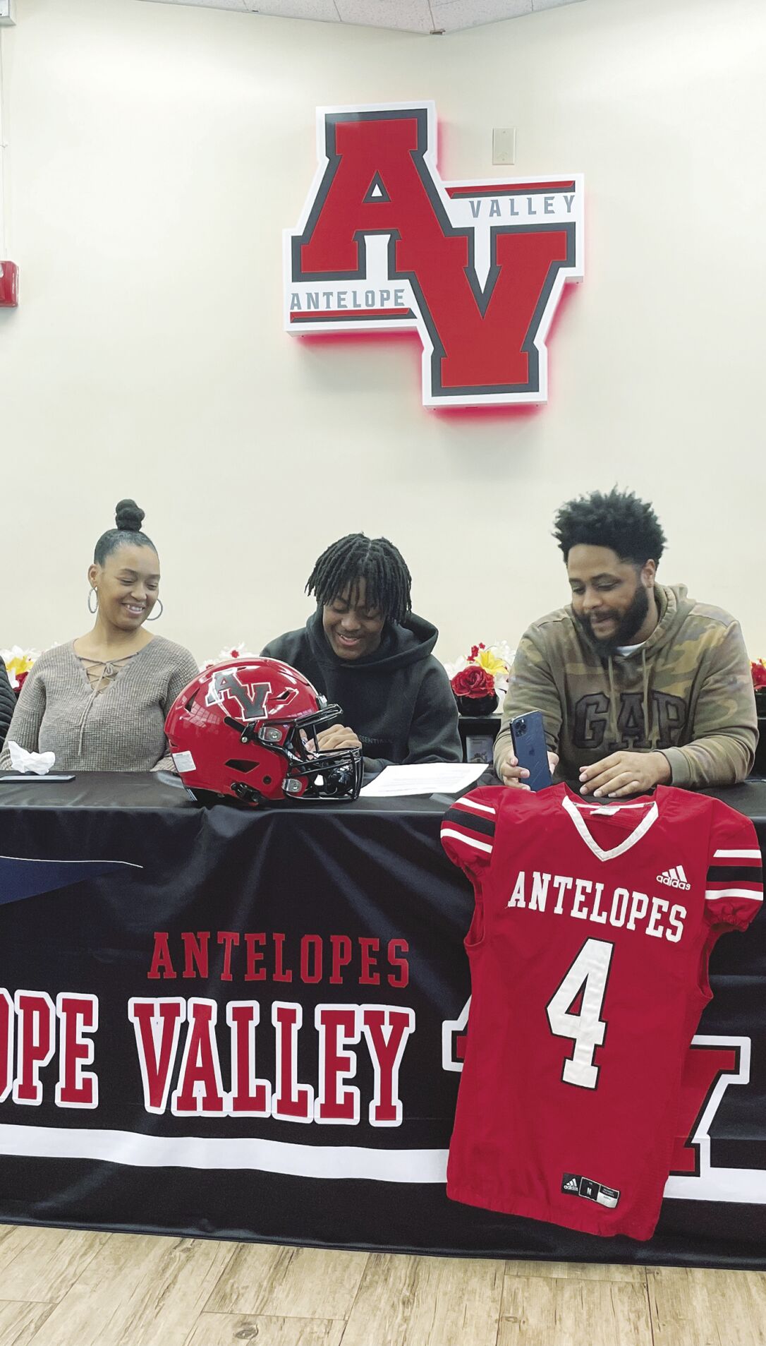 AV’s Babineaux signs NLI to play football at Northern Arizona | Sports ...