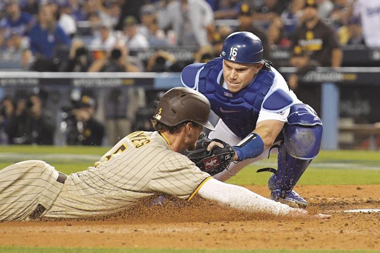 Machado, Cronenworth Lead Padres Over Dodgers In Game 2 Of NLDS