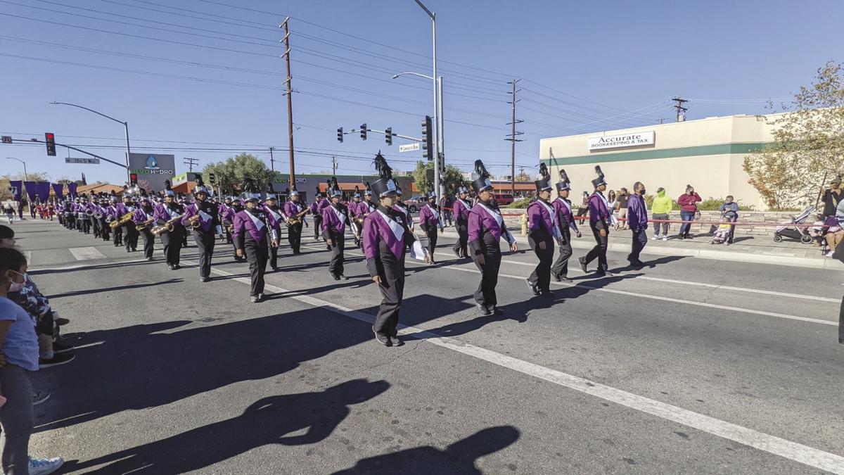Palmdale Christmas Parade 2022 Parade: Party Time On The Boulevard | News | Avpress.com