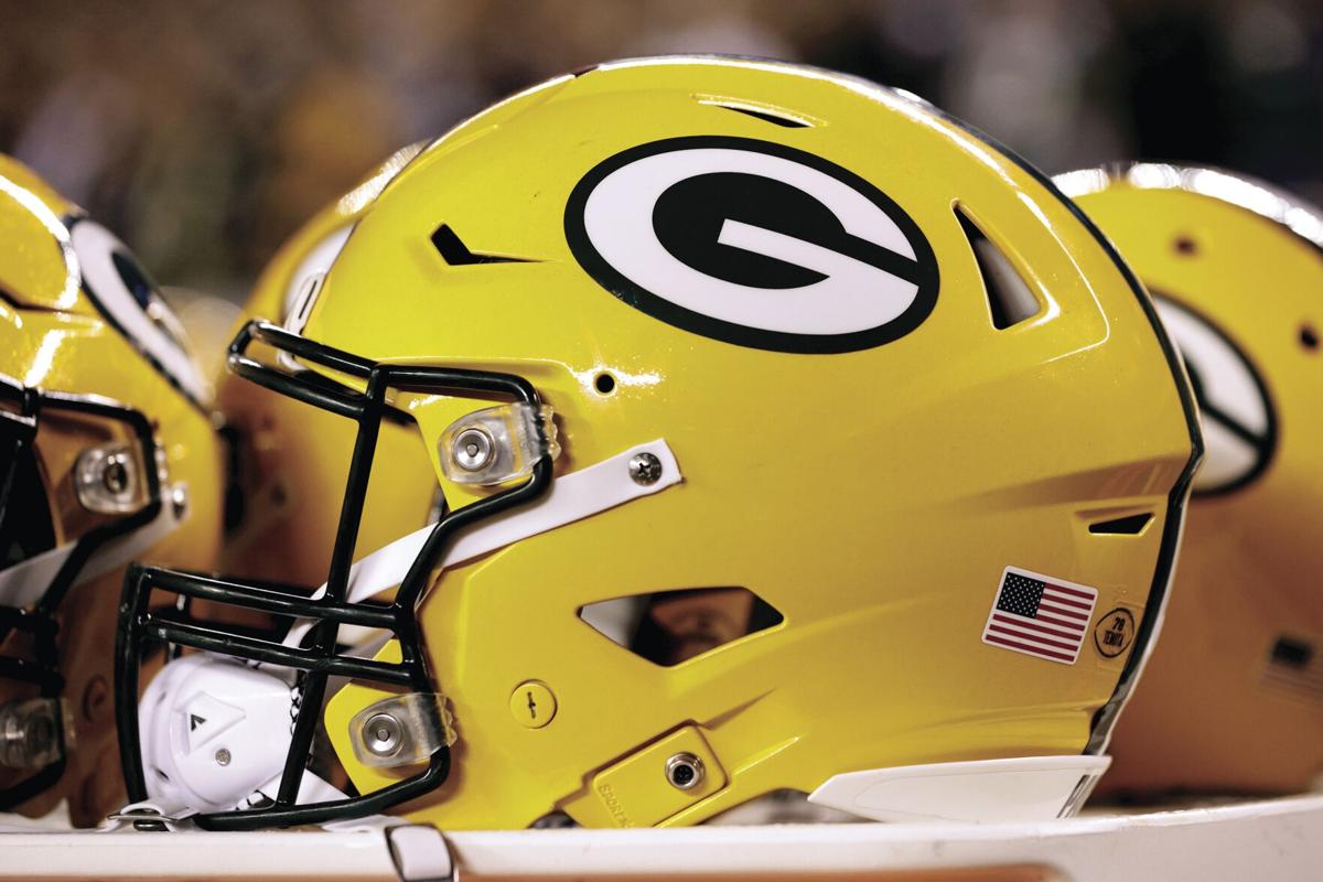 Green Bay Packers Pro Shop editorial stock image. Image of field