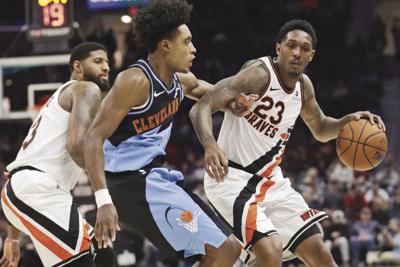 Clippers Run Down Cavaliers Sports Avpress Com