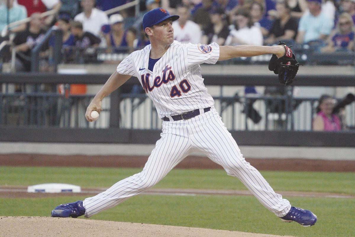 Tim Locastro scores on wild pitch, 04/28/2022