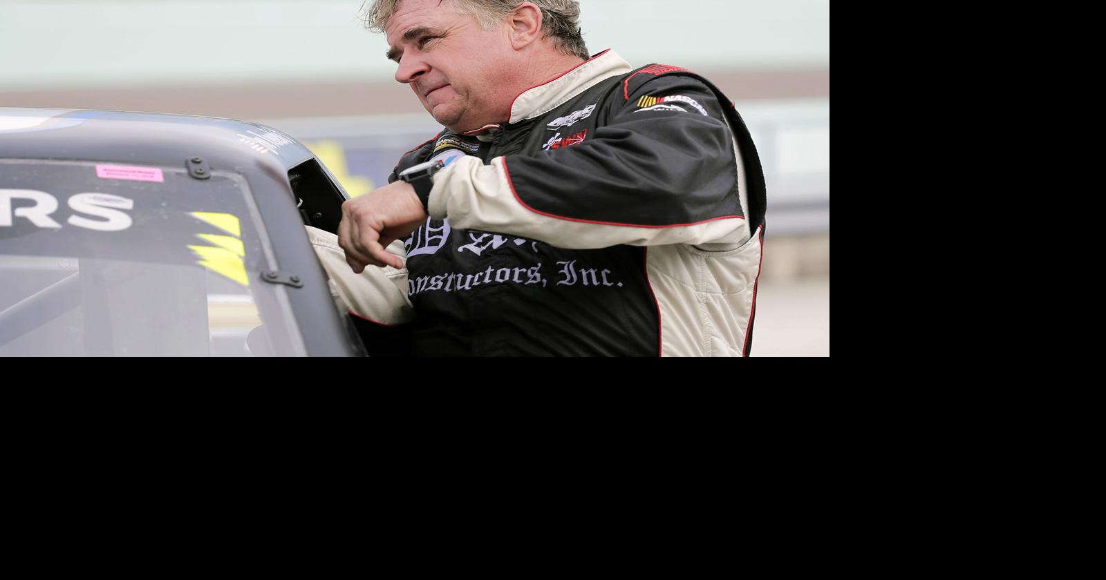 NASCAR fines four teams for finale | Sports | avpress.com