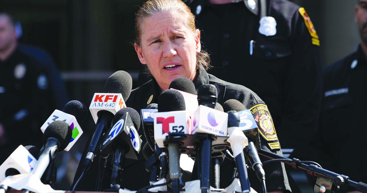 Jen Ritchie Calfire Ex-Los Angeles fire chief sues city over her firing | News | avpress.com