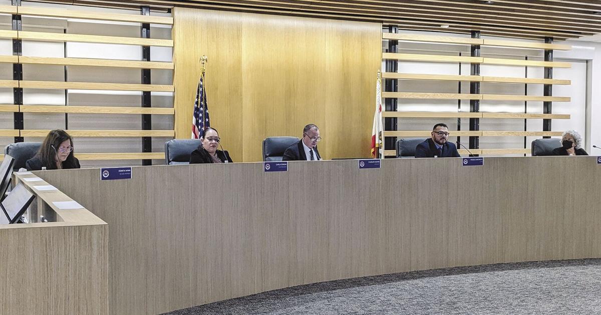 AVUHSD hires law firms, disagrees on general counsel | News AVUHSD hires law firms, disagrees on general counsel | News