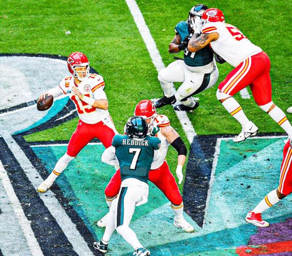 Super Bowl LVII: Mahomes rallies Chiefs to win on hurt ankle