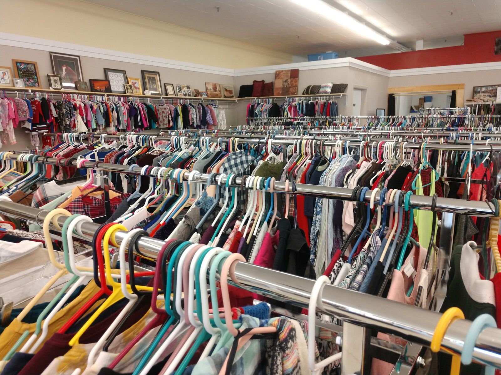 People Helping People Thrift store opens on Main Street in Baker