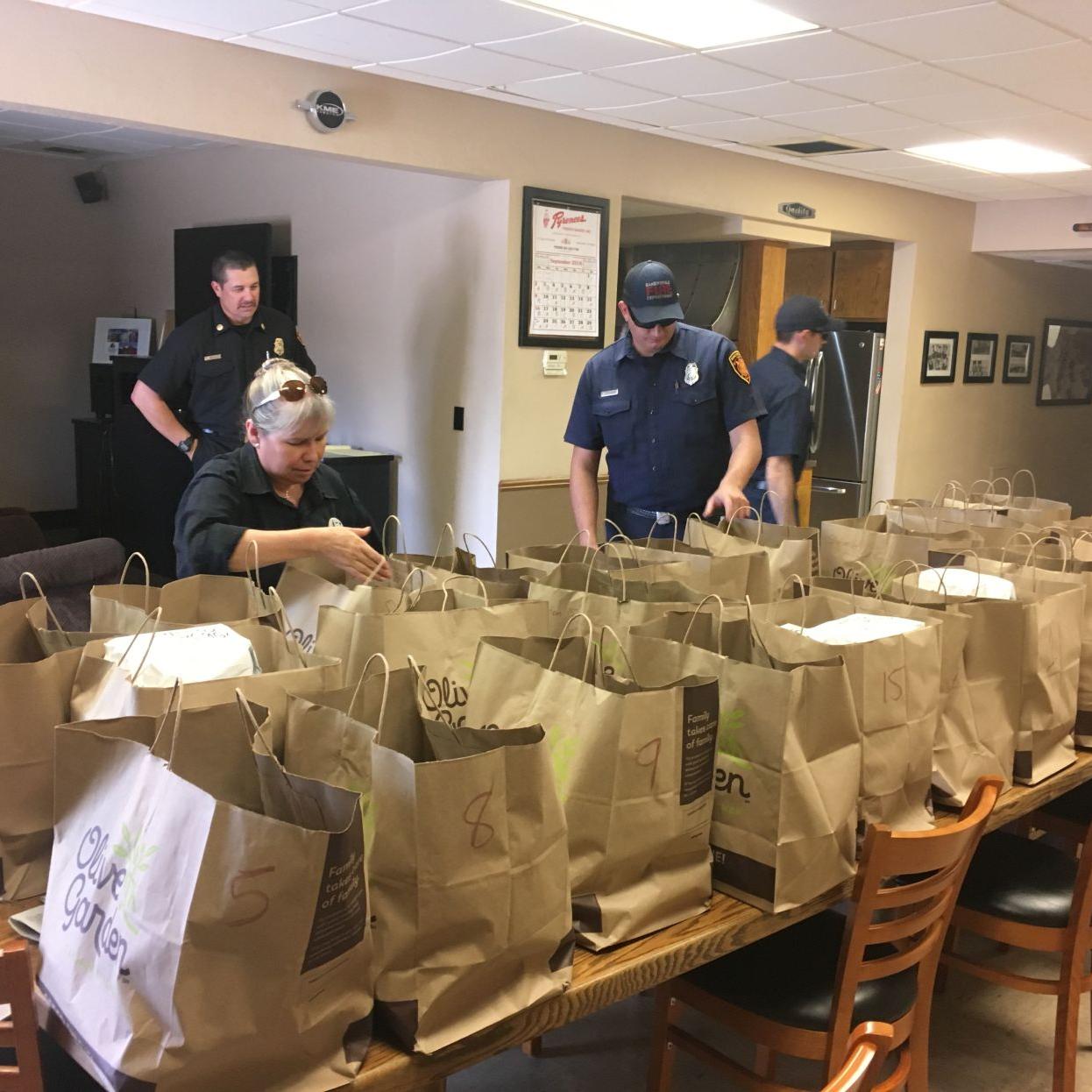 Olive Garden Delivers Meals To All Bakersfield Firefighters For