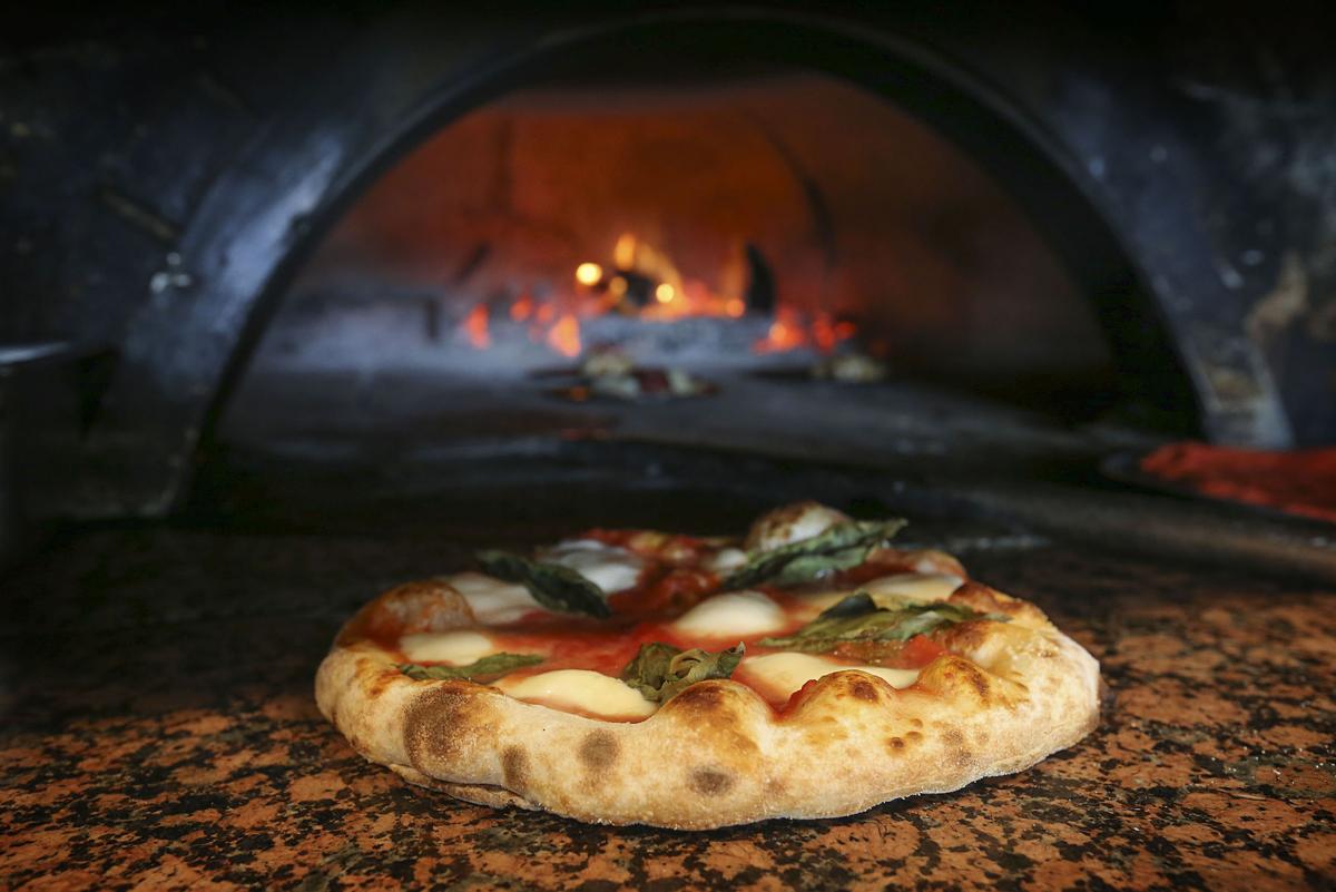 PETE TITTL Bakersfield and Frugatti's a love story Food