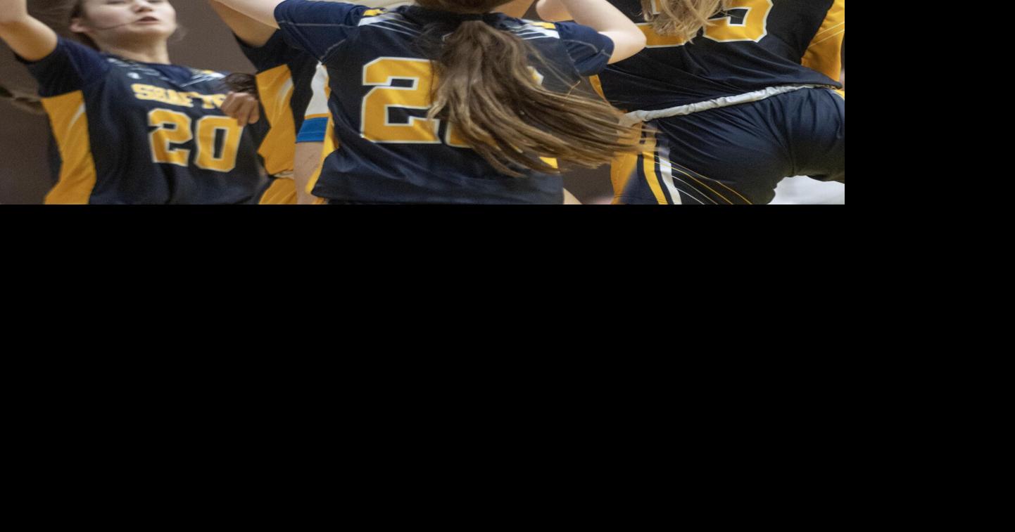 Big third quarter powers BCHS past Shafter, into DIII girls basketball