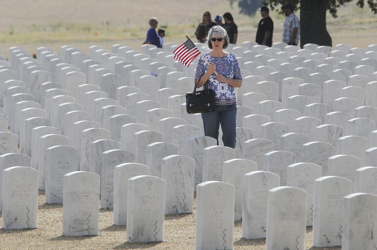 Bakersfield National Cemetery A Crown Jewel In Our Backyard That Honors Those Who Served In The Nation S Armed Forces News Bakersfield Com