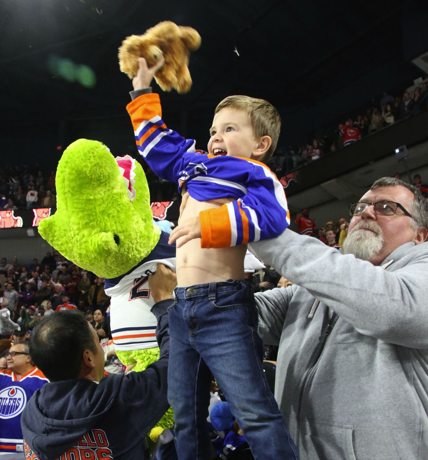 condors teddy bear toss 2018