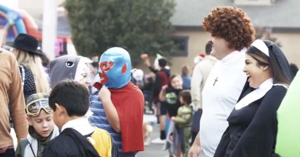 Kirchen, Gruppen, um Feste zu veranstalten | Entertainment Kirchen, Gruppen, um Feste zu veranstalten | Entertainment