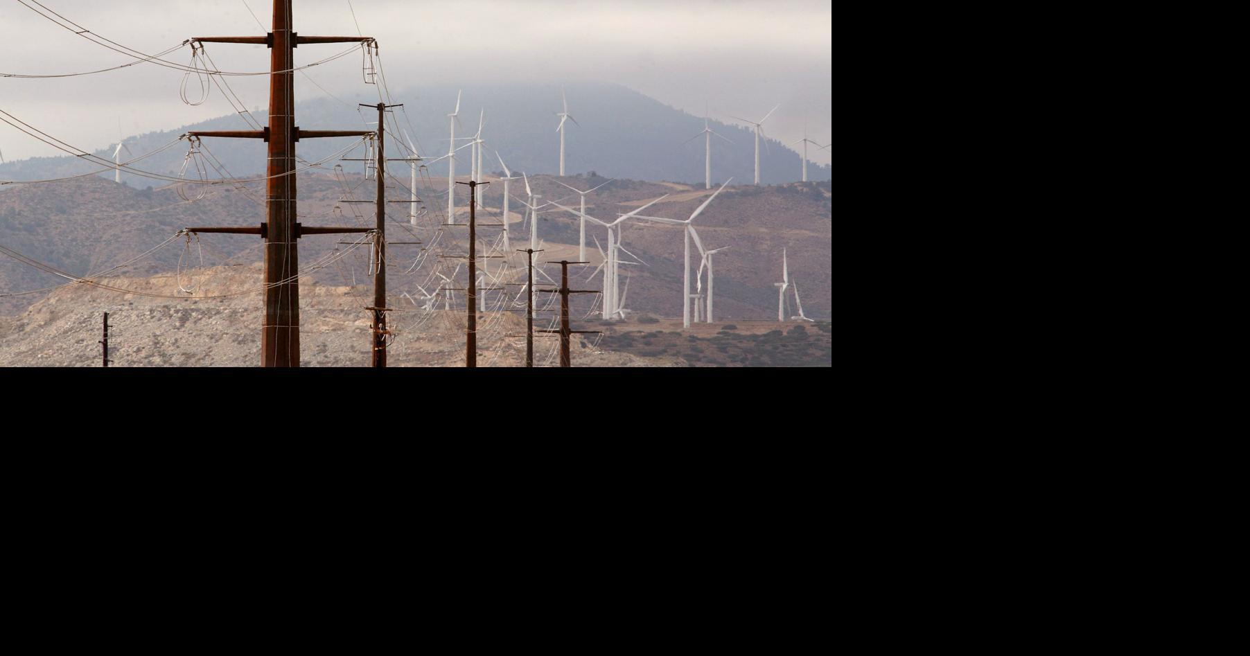 Clean energy group calls for permitting reform to advance transmission projects