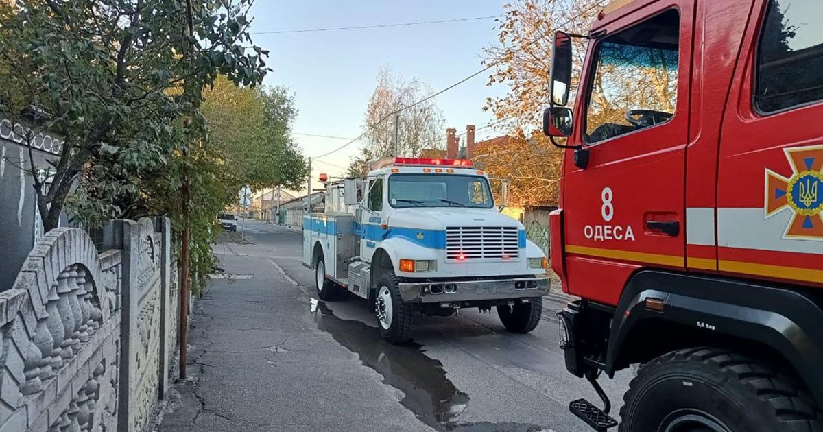 Attack Fire Engine Fire engine donated by Kern County Fire now in Ukraine responding to ...