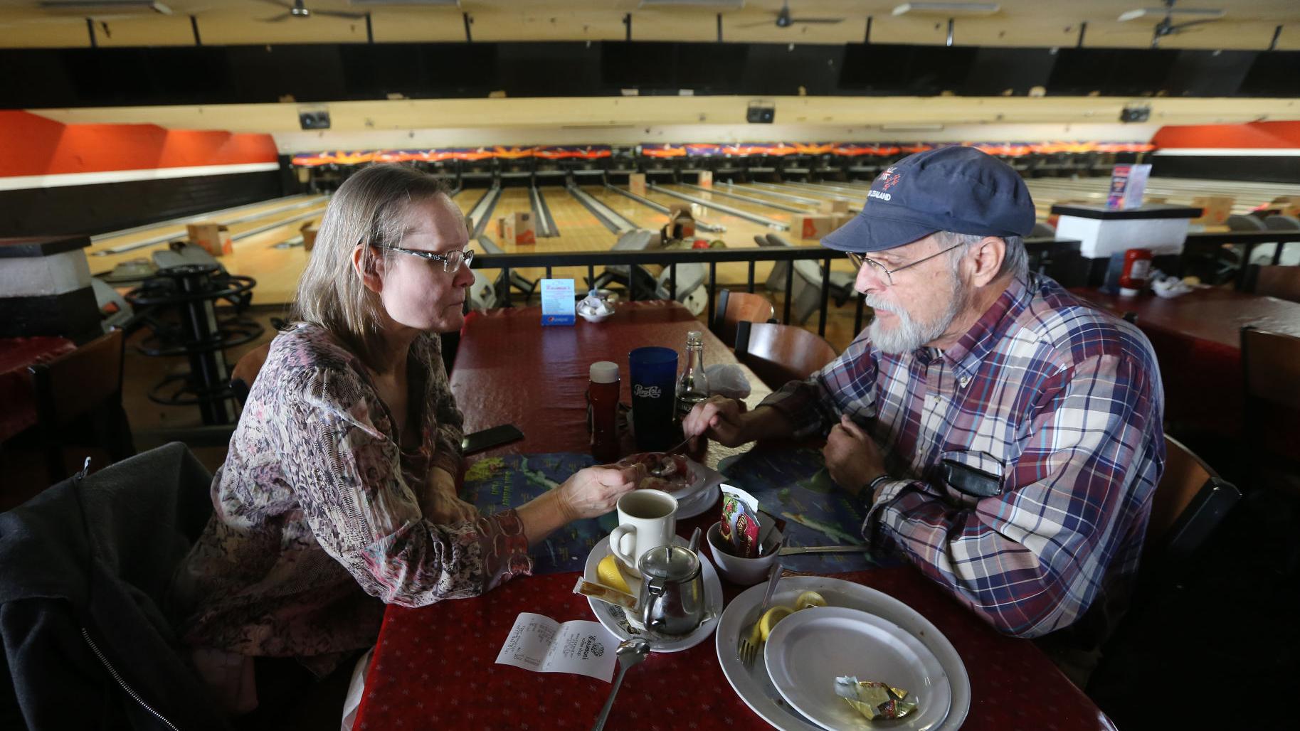 Once Thriving Bowling Center Goes Quiet But Coffee Shop Will Carry On News Bakersfield Com